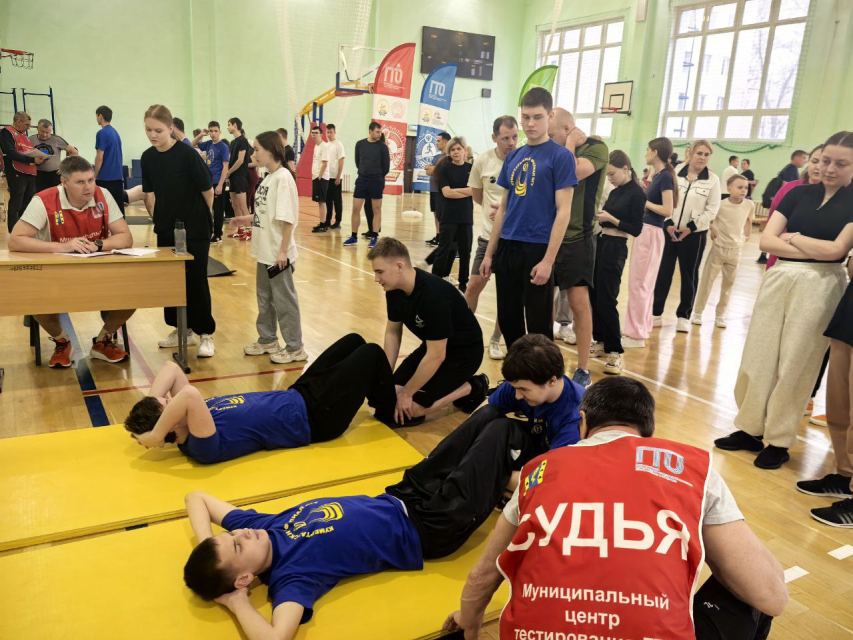 Сотрудники и студенты Кумертауского филиала ОГУ сдавали нормативы ГТО